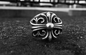 私物のクロムハーツとキーパーリング